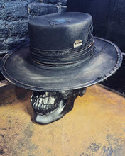 Load image into Gallery viewer, Vintage Rare Custom Hat , “QUEEN OF HEART”